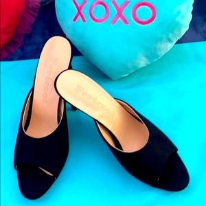 NEW in box! Black luxurious suede slipper heels